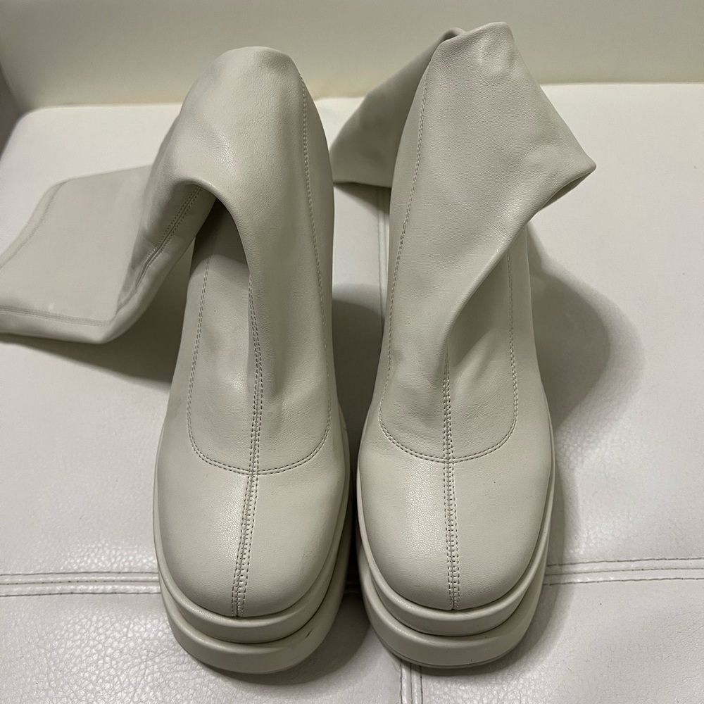 Women’s Steve Madden CYPRESS WHITE boots